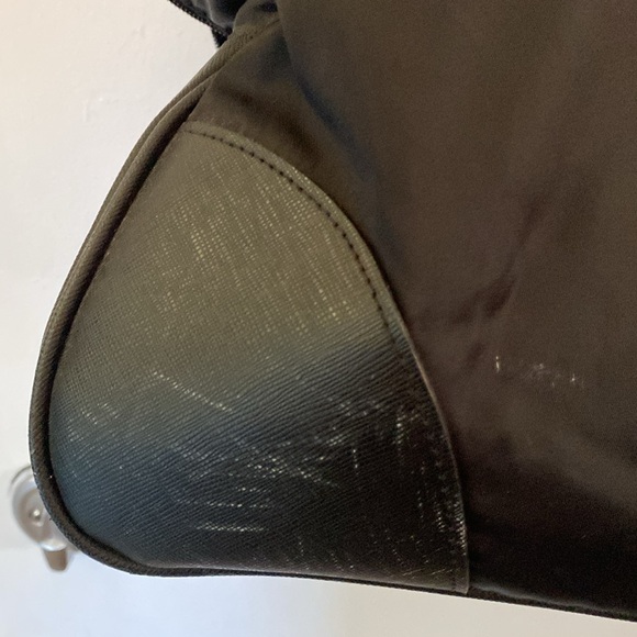 Prada overnight bag - Picture 8 of 16